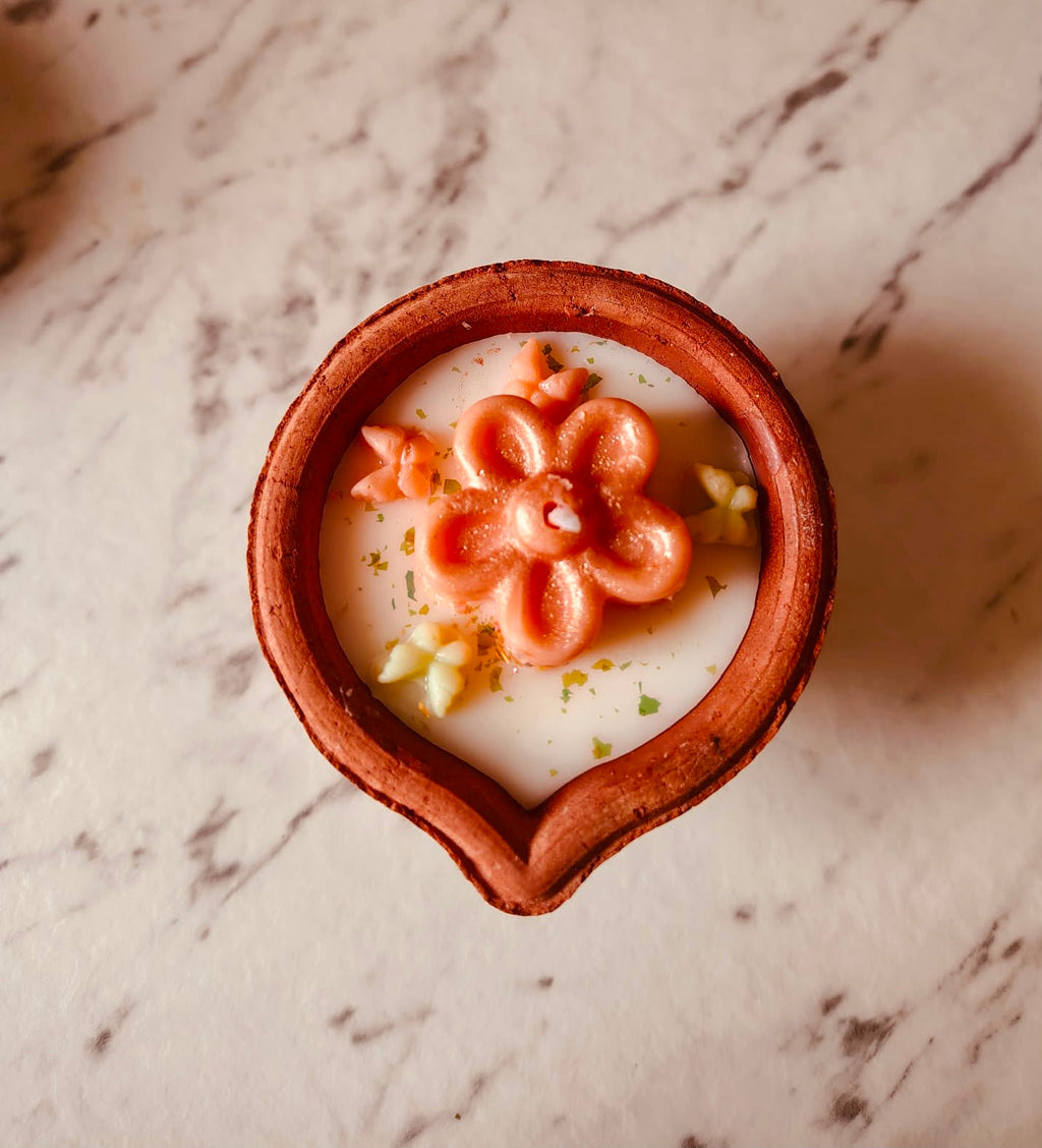 Festive Floral Diya Candle Set – Luxury Handmade Diwali Gift Set